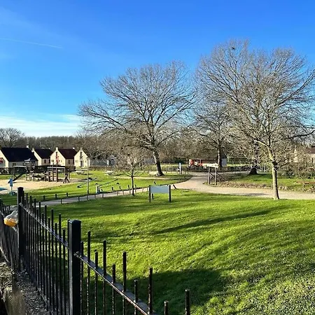 6pers Boshuis -hottub Jacuzzi- 'de Groene Specht'