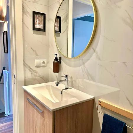 Holiday home 6pers Boshuis -hottub Jacuzzi- 'de Groene Specht' *