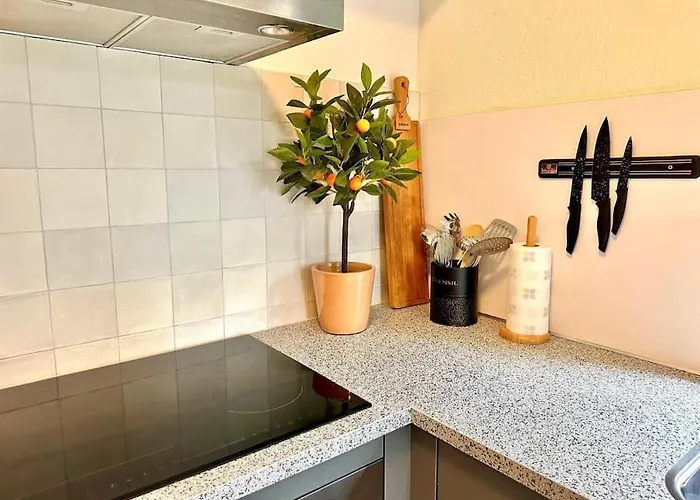 6pers Boshuis -hottub Jacuzzi- 'de Groene Specht' Ewijk