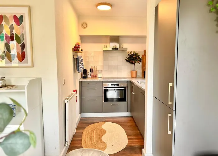 Dom wakacyjny 6pers Boshuis -hottub Jacuzzi- 'de Groene Specht' Ewijk