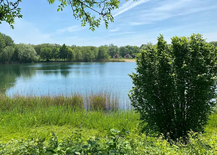 6pers Boshuis -hottub Jacuzzi- 'de Groene Specht' Dom wakacyjny