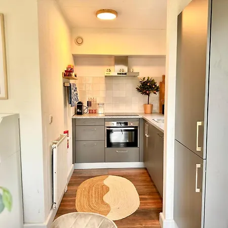 Ferienhaus 6pers Boshuis -hottub Jacuzzi- 'de Groene Specht' Ewijk